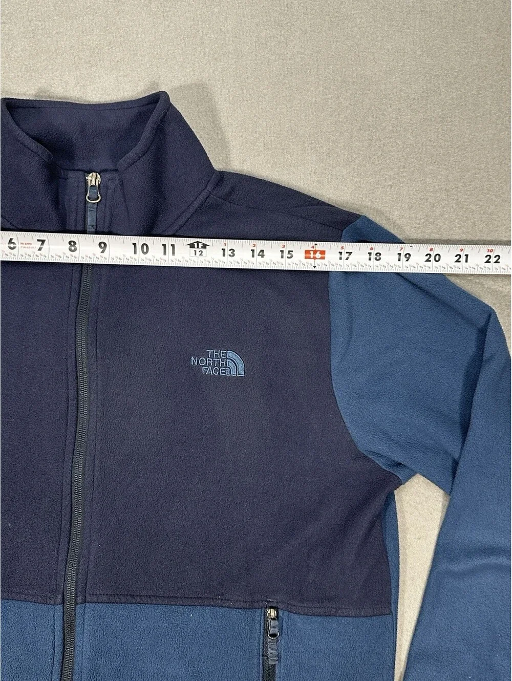 The North Face Mens Medium Full Zip Fleece Jacket Blue Two Tone Outdoor